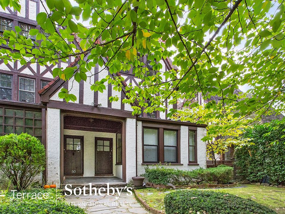 1st image of 52 Greenway N #3