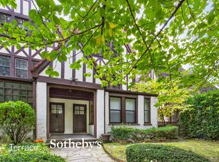 52 Greenway N #3, Forest Hills, NY 11375