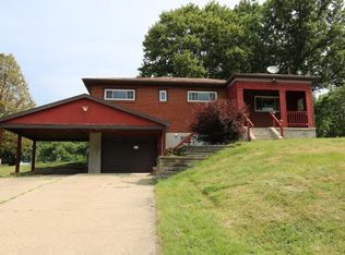 109 Arrowhead Dr, Elizabeth, PA 15037