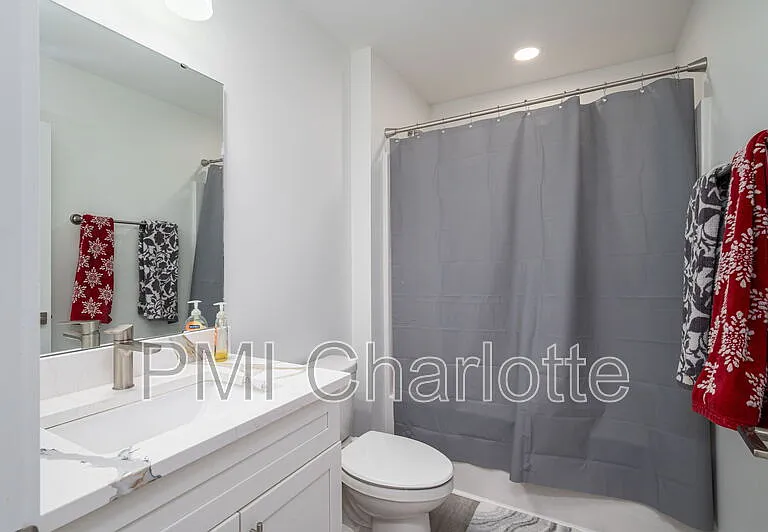 2128 Chatfield Rd — Photo 25