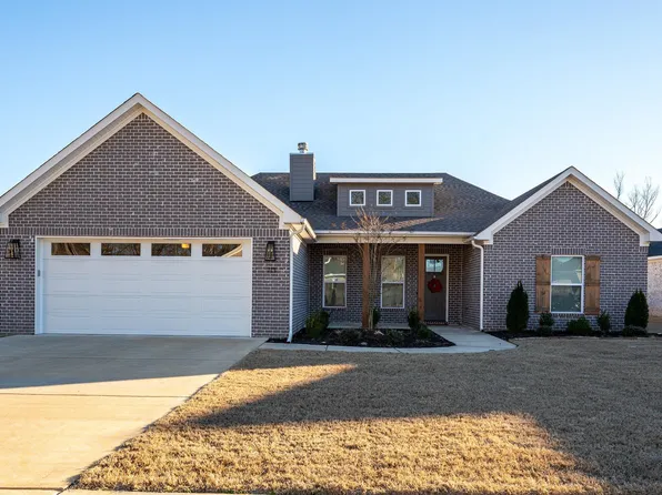 713 Dawsons Pointe Ave, Bryant, AR 72022