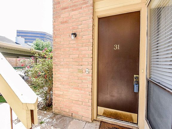3rd image of 1881 Bering Dr APT 31