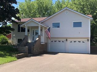 211 S 1st Ave, Abbotsford, WI 54405