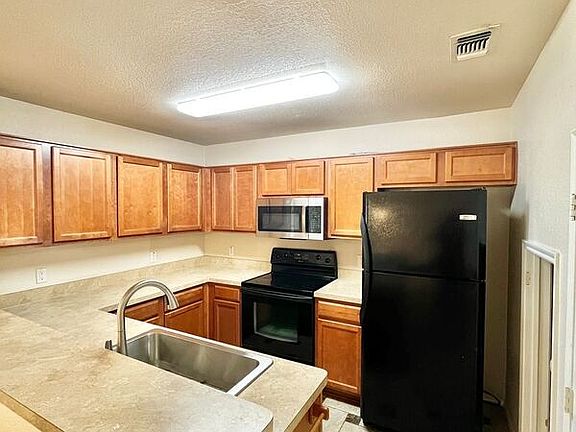 2nd image of 5765 Giddyup Ln