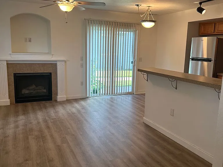 8955 W Candleston Ln — Photo 2