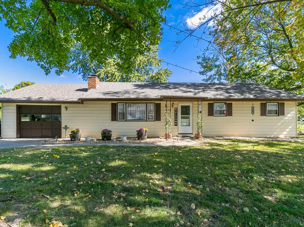208 Ash Drive, Marshfield, MO 65706