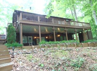 165 Sandy Ln, Bracey, VA 23919