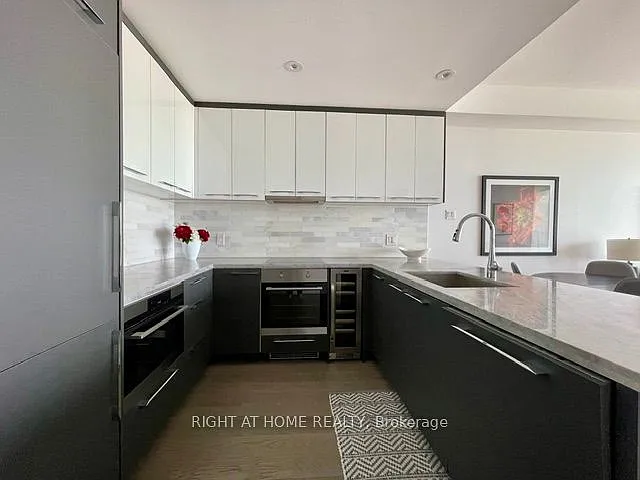 488 University Ave #4106 — Photo 22