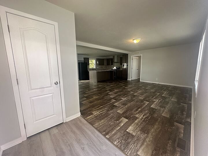 1st image of 47 Bluebird Hill Dr #8