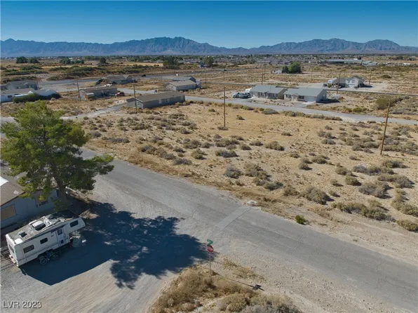 110 N Sisk St, Pahrump, NV 89060