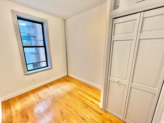 5th image of 100 E 7th St APT 5C