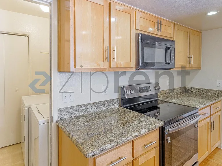 374 Tabor Ave — Photo 5