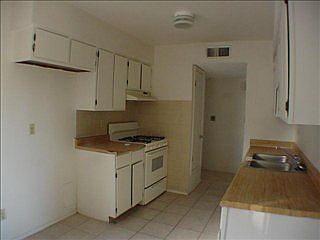 5th image of 1809 Agua Dulce St