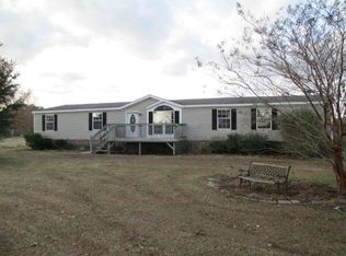 931 Horseshoe Rd, Elizabeth City, NC 27909