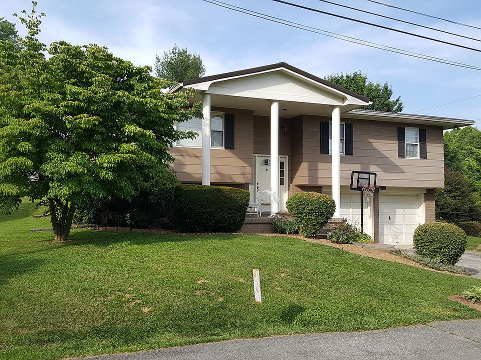 1st image of 102 Beth Ln