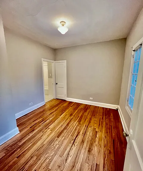 Frances Apartments — Photo 29