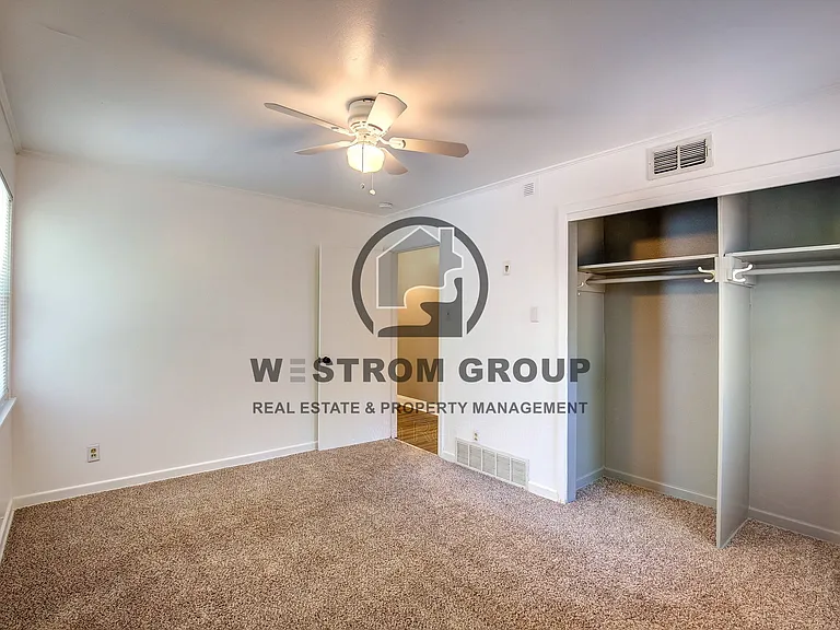 1308 Marshalldale Dr — Photo 12