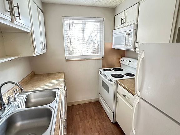 4th image of 1245 N Lafayette St APT 101