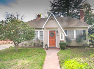 5212 T St, Sacramento, CA 95819