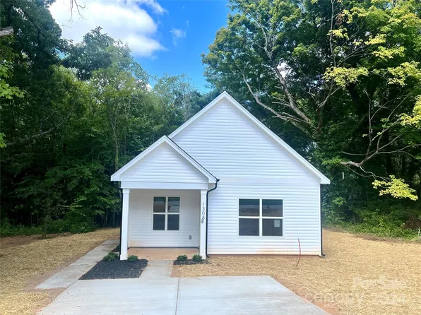 1308 7th St, Statesville, NC 28677
