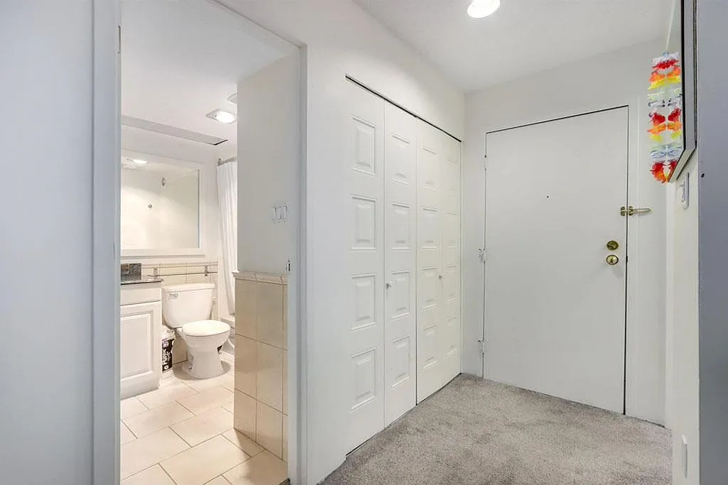 1 bed, 432 sqft, $2,300 — Photo 2