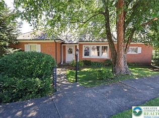 775 Northampton St, Hellertown, PA 18055