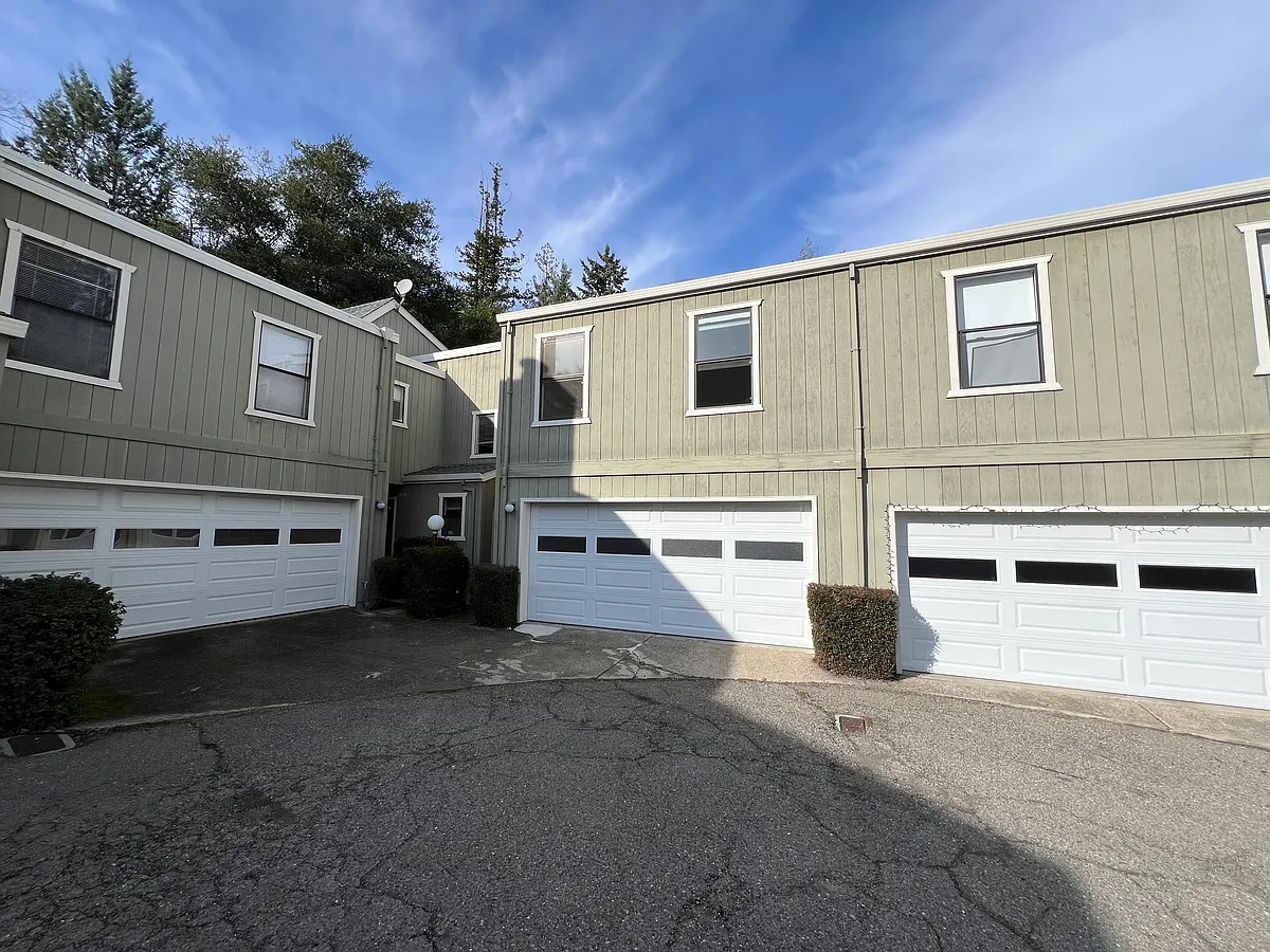 Building Photo - 1689 Tice Valley Blvd #1689