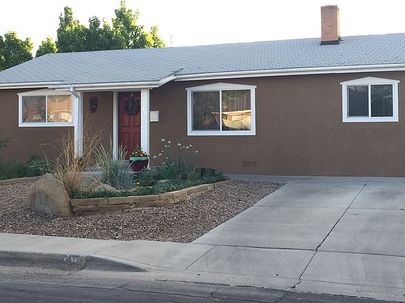 3rd image of 406 Julie Dr