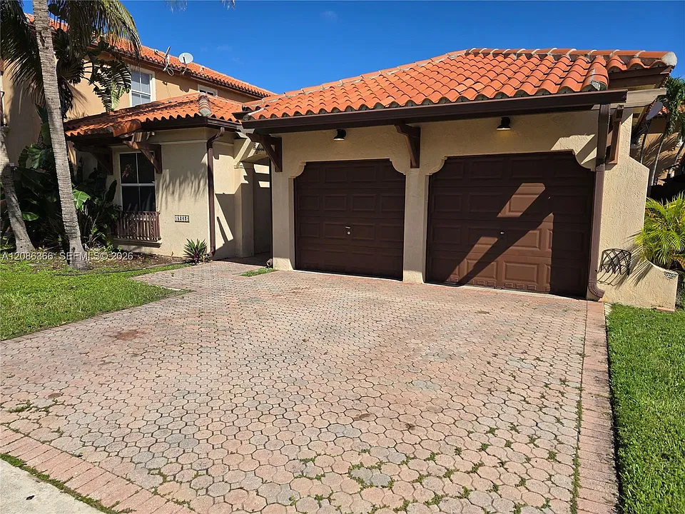 15243 SW 28th Ter