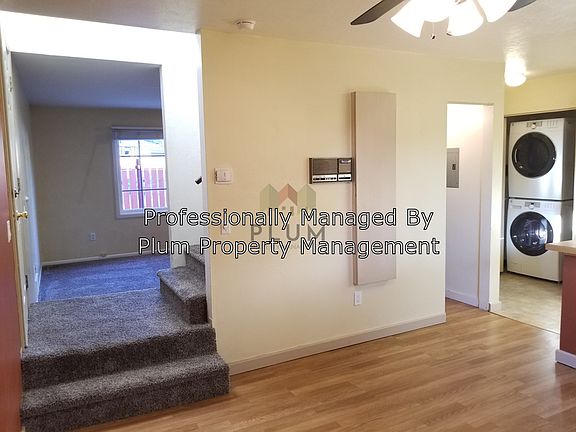 4th image of 104 Hearth Ct