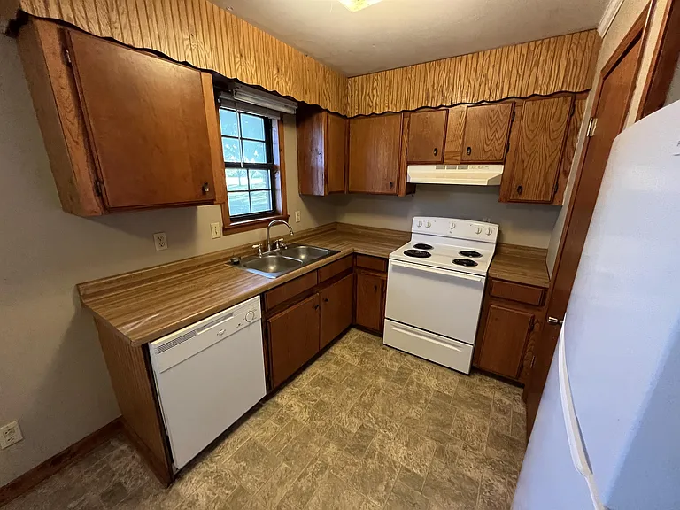 1803 Thomas Ln #B — Photo 4