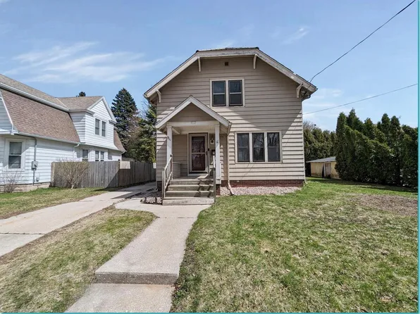 911 North 10th STREET, Manitowoc, WI 54220