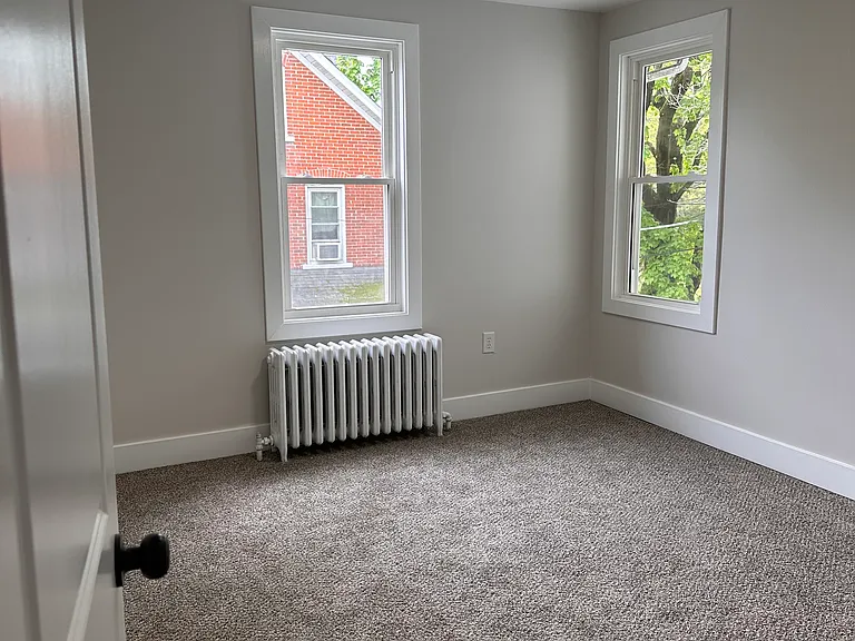 2151 Spinnerstown Rd — Photo 9
