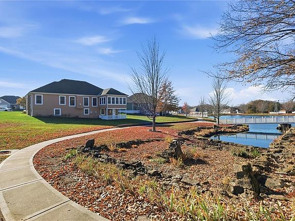 4th image of 22618 Cole Ct
