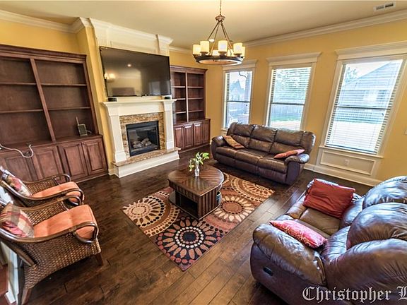 3rd image of 4501 SW Swinton Dr