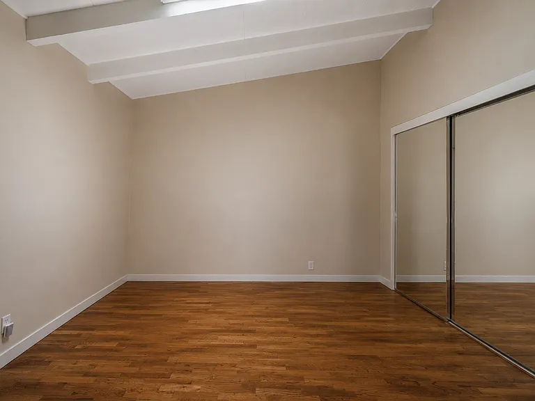 1145 Harrison St — Photo 26