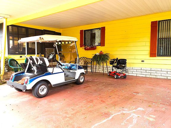 3rd image of 103B Gleneagles Ln