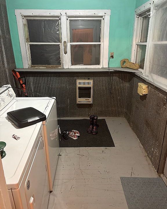 2nd image of 818 Delay St