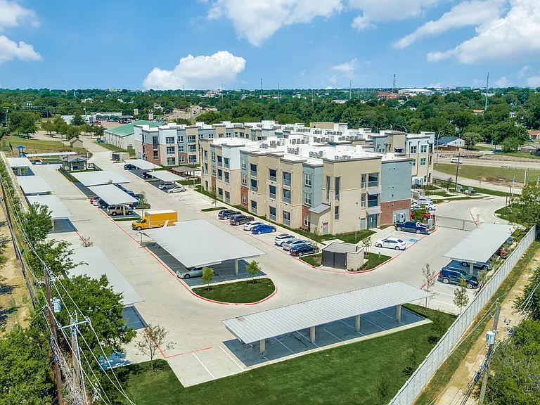 Embree Eastside By Palladium — Photo 13