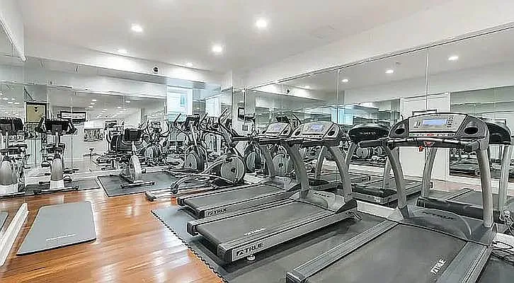 Rented by Oxford Property Group | media 19