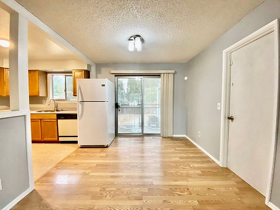 5th image of 1501 29th St SE