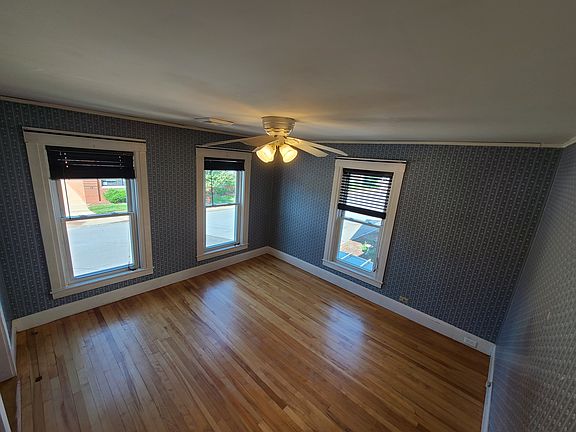 Larger bedroom