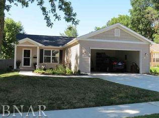 100 W Cypress St, Normal, IL 61761