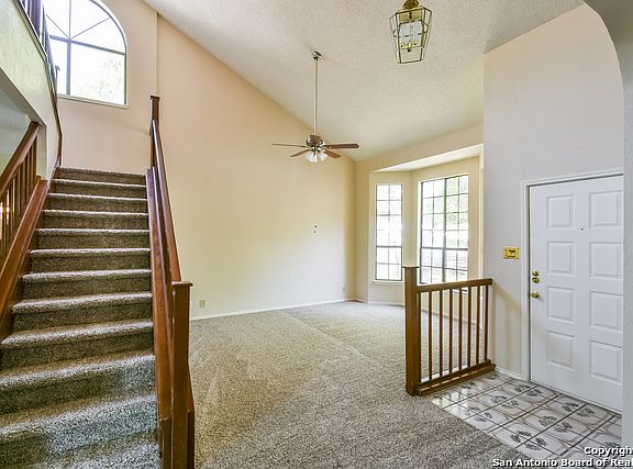 2nd image of 8043 Sunshine Trail Dr