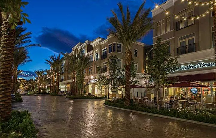 Restaurants, shops, movie theaters and spa at the District just minutes away