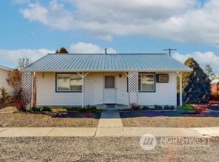 446 N 3rd St, Athena, OR 97813