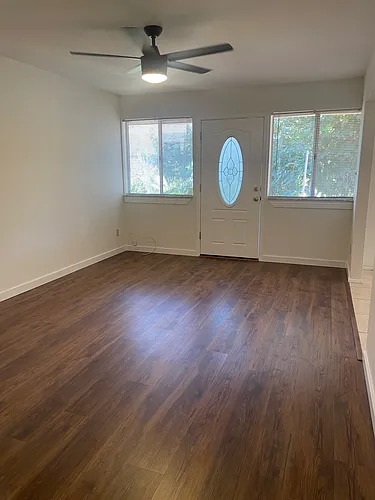 2234 W Vista Ave #10 Photo 1