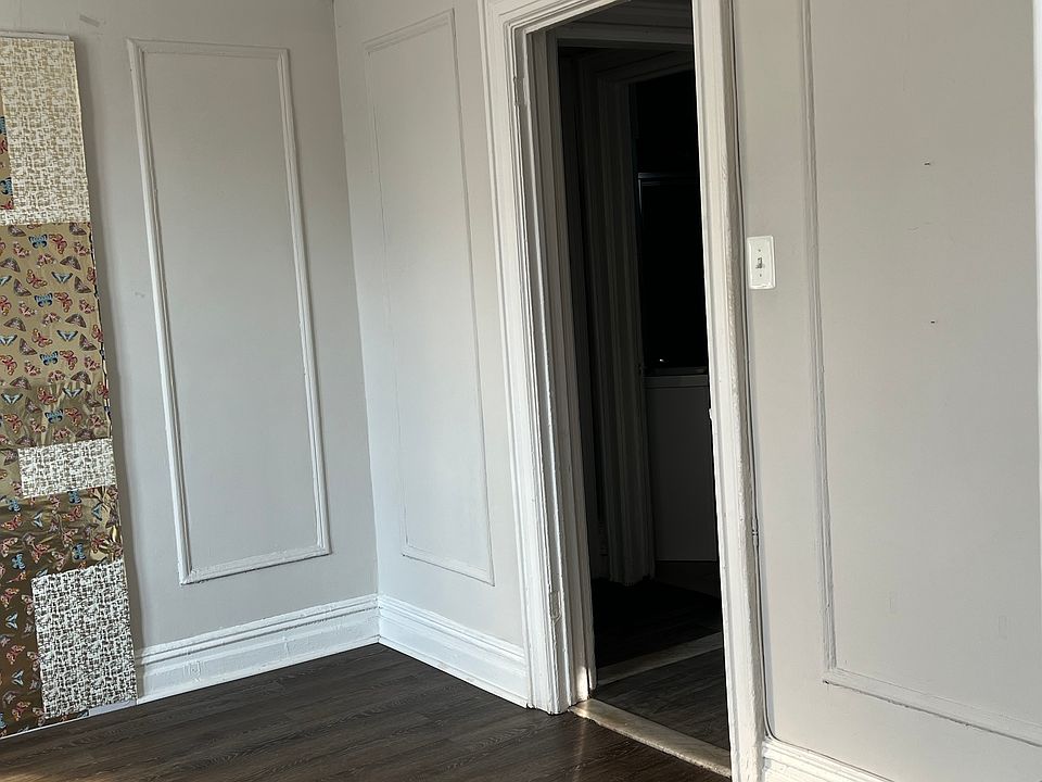 1st image of 1602 Benson Ave #1R