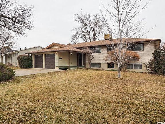 2nd image of 1426 W Fernwood Dr
