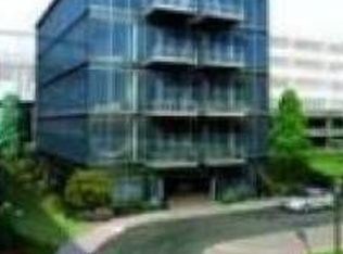 122 New St #5G, Philadelphia, PA 19106